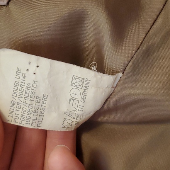 Steilmann faux suede jacket. Tan (light brown). Closes with buttons. Size M. - Picture 10 of 10